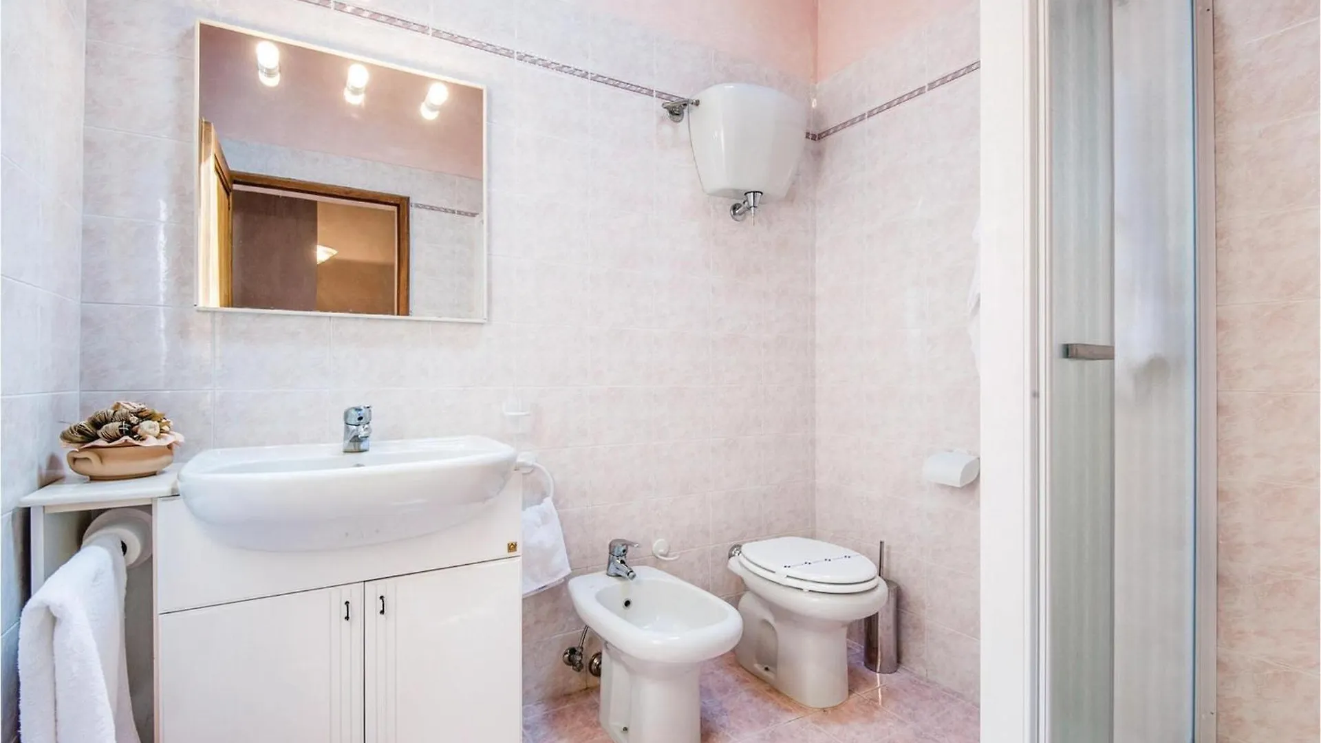 Cozy Home In Sarteano -Si- With Kitchen Castiglioncello Del Trinoro 0*,